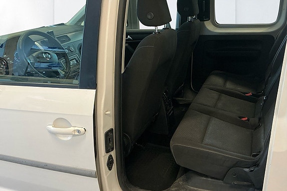 Volkswagen Caddy Maxi 6 of 7