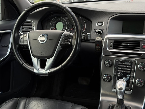 Volvo V60 21 of 27