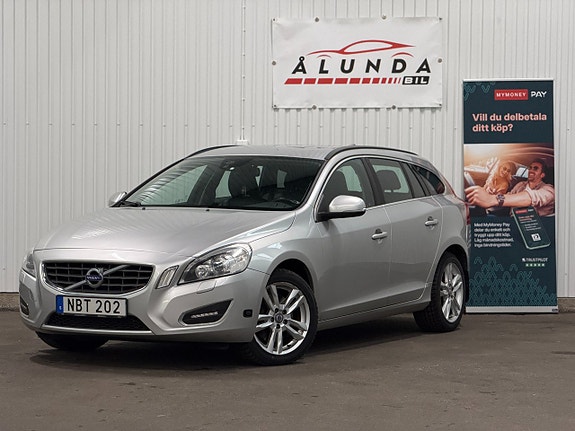 Volvo V60 2 of 5