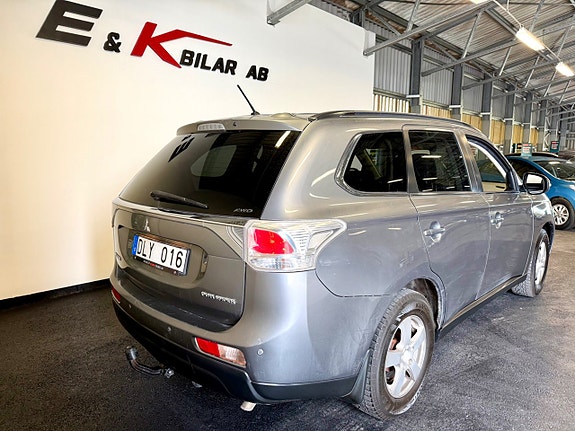 Mitsubishi Outlander 4 of 5