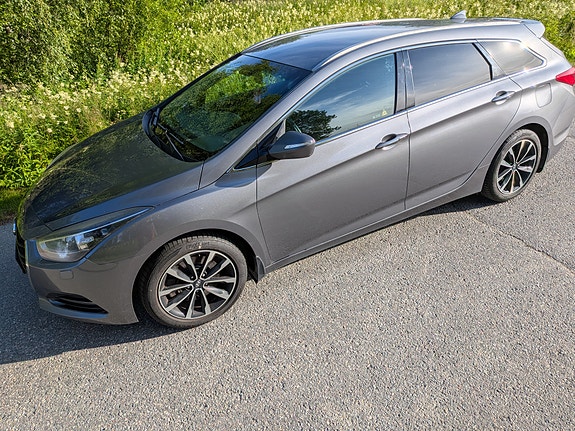Hyundai i40 3 of 5