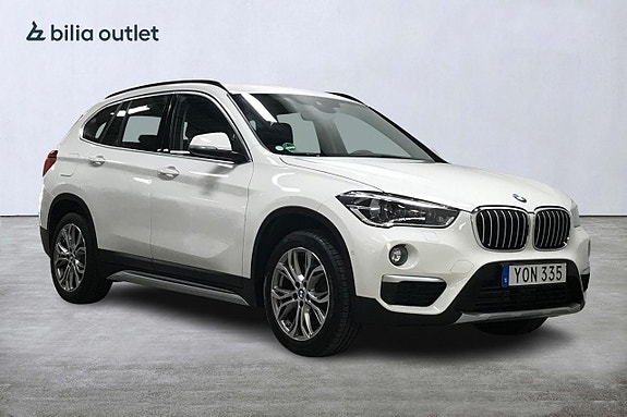BMW X1 4 of 5