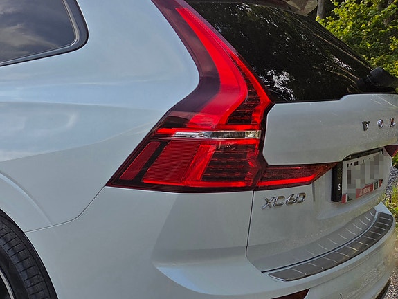 Volvo XC60 7 of 15