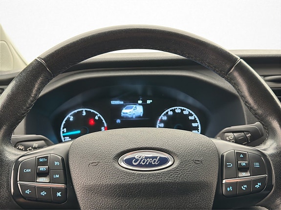 Ford Transit Custom 20 of 30