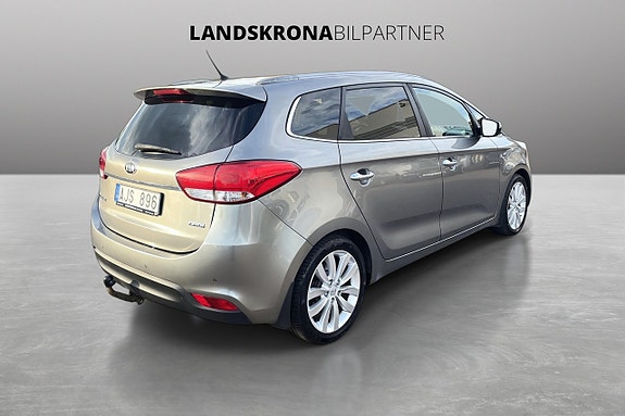 Kia Carens 5 of 5