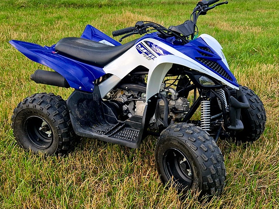 Yamaha YFM 90 2 of 3
