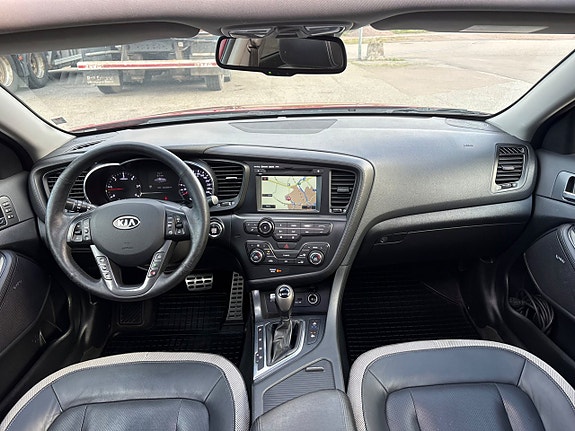 Kia Optima 7 of 18