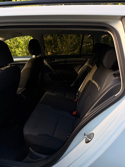 Volkswagen Golf VII 6 of 7