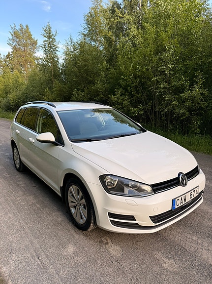 Volkswagen Golf VII 3 of 7