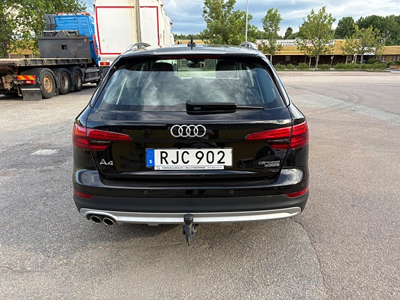 Audi A4 allroad 3 of 5