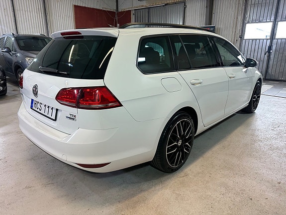 Volkswagen Golf VII 4 of 16