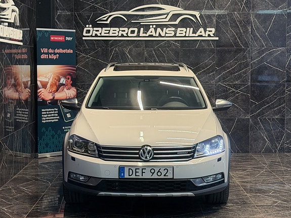 Volkswagen Passat Alltrack 11 of 25