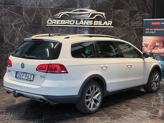 Volkswagen Passat Alltrack 7 of 25