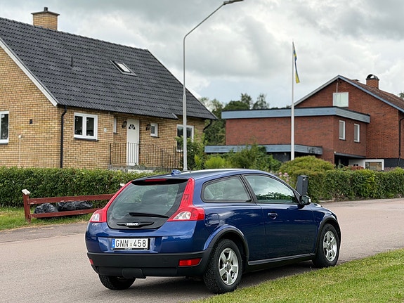 Volvo C30 2 of 5