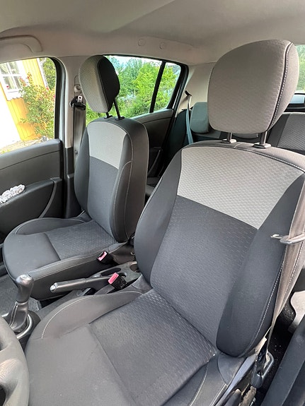 Renault Clio 6 of 6