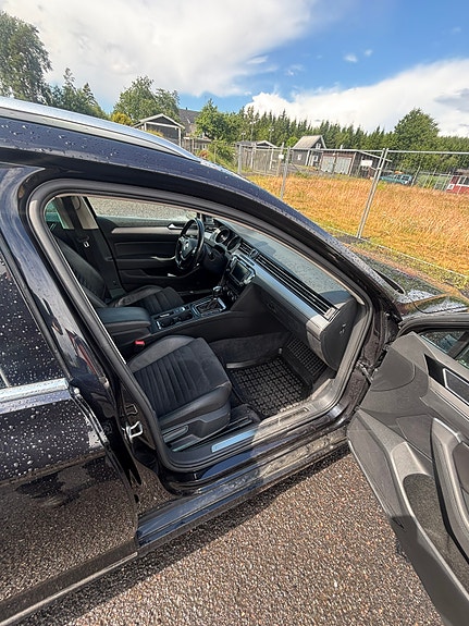 Volkswagen Passat 9 of 9