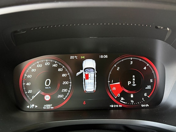Volvo V60 Cross Country 15 of 15