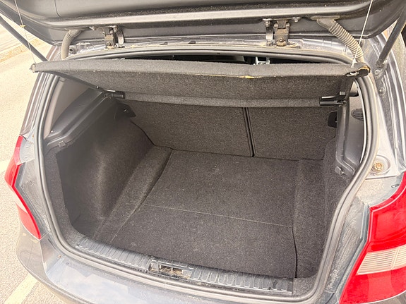 BMW 118i 5 of 5