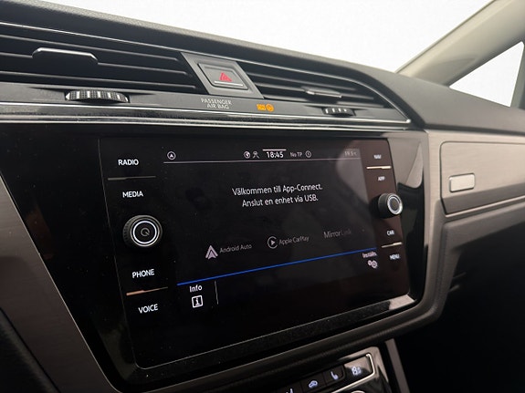 Volkswagen Touran 20 of 28