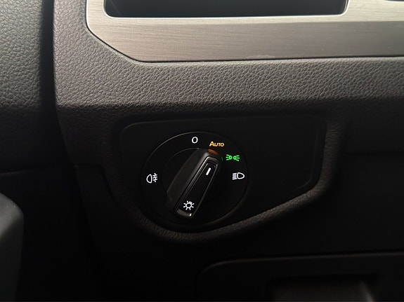 Volkswagen Touran 23 of 28