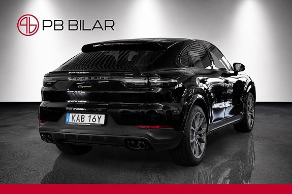 Porsche Cayenne 8 of 25