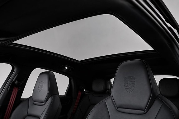 Porsche Cayenne 23 of 25