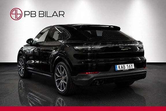 Porsche Cayenne 4 of 25