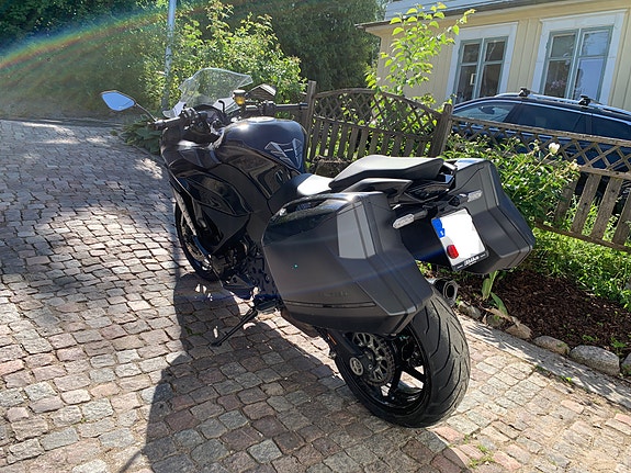 Kawasaki Ninja 1000SX 4 of 4