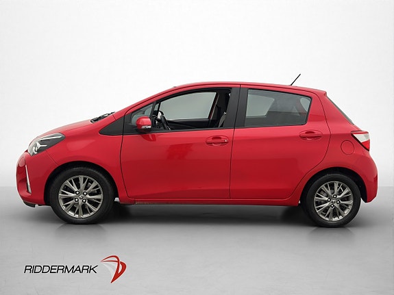 Toyota Yaris 5 of 26