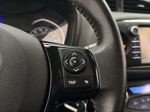 Toyota Yaris 24 of 26