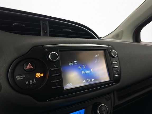 Toyota Yaris 20 of 26