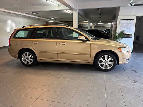 Volvo V50 10 of 18