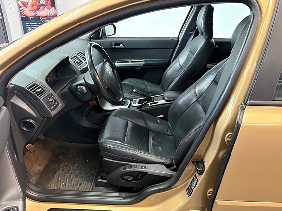Volvo V50 15 of 18