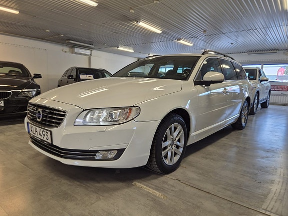 Volvo V70 4 of 5