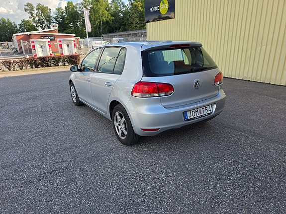 Volkswagen Golf VI 4 of 19