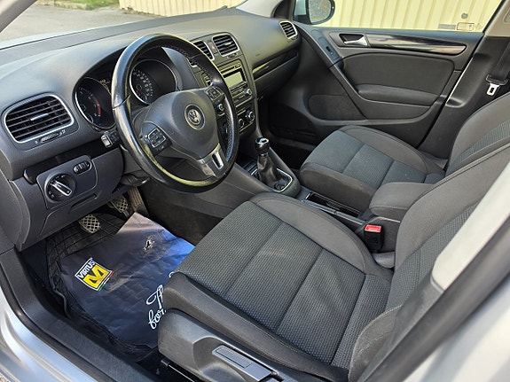 Volkswagen Golf VI 16 of 19