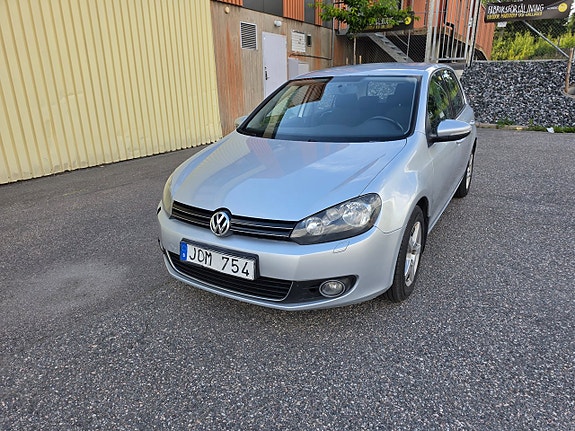 Volkswagen Golf VI 2 of 19