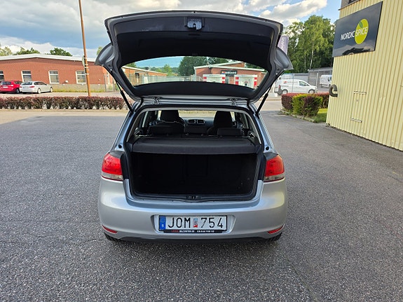 Volkswagen Golf VI 13 of 19