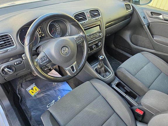 Volkswagen Golf VI 15 of 19