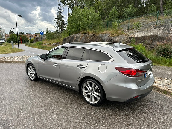 Mazda 6 4 of 5