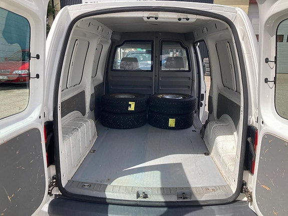 Volkswagen Caddy Maxi 7 of 12