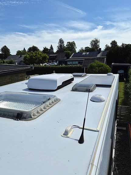 Knaus Südwind 580 UK 2 of 5
