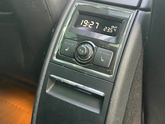 Skoda Superb 9 of 11