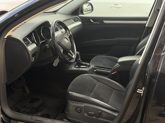 Skoda Superb 6 of 11