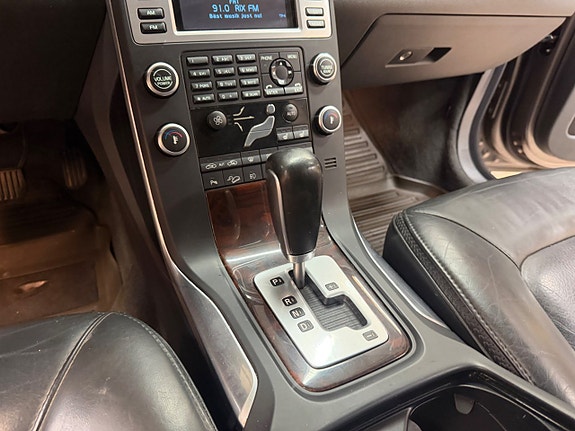 Volvo XC70 10 of 13