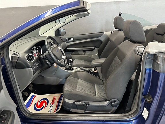 Ford Focus CC 21 of 30