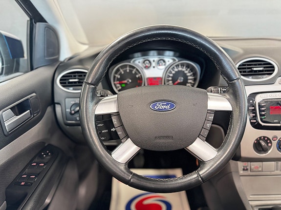 Ford Focus CC 25 of 30