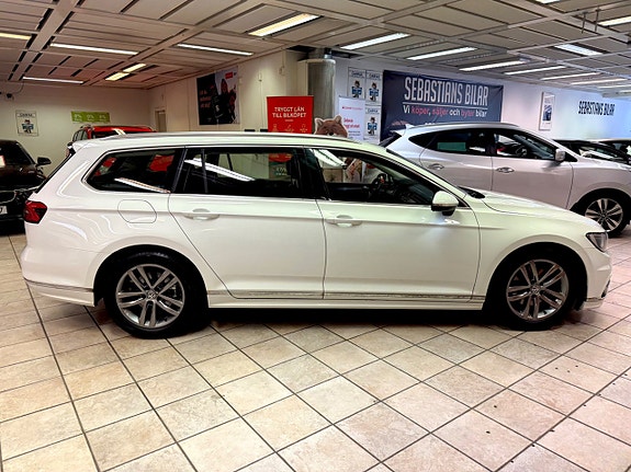 Volkswagen Passat 2 of 5