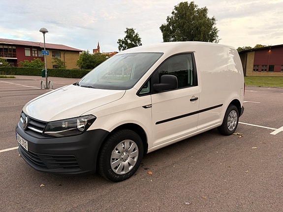 Volkswagen Caddy 2 of 5