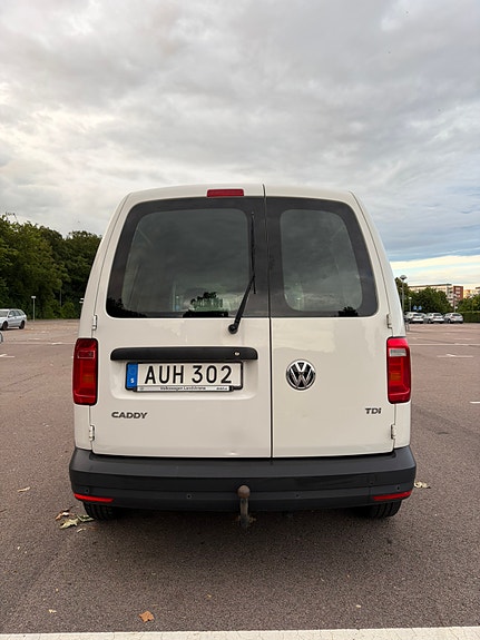Volkswagen Caddy 5 of 5
